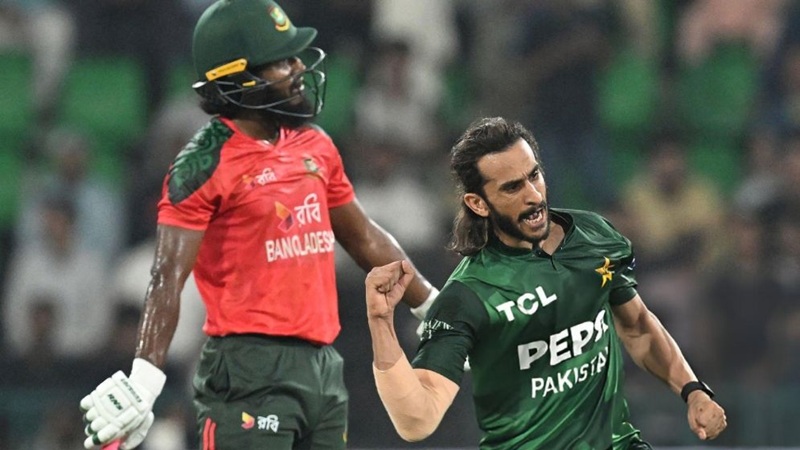 পাকিস্তান সফরের শুরুতেই হোঁচট,হাসান আলীর ঝড়ে ভেঙে পড়ল বাংলাদেশ